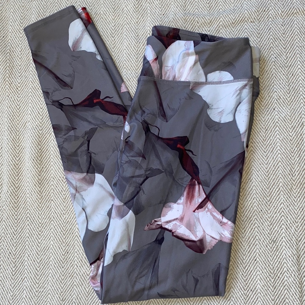 Fabletics leggings large